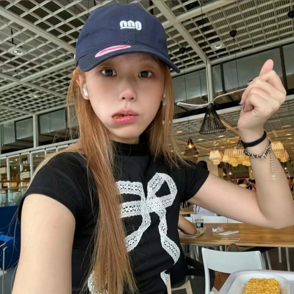 柔情酒吧海报