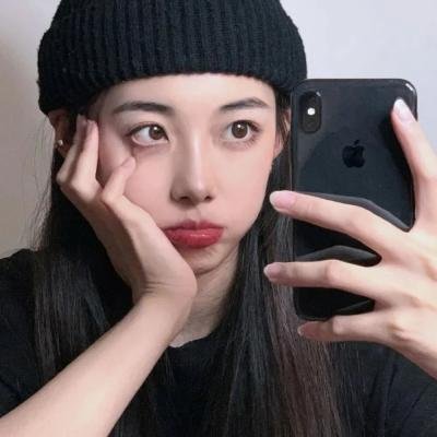 鸟姐妹的反差生活第一季海报